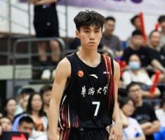没手感！叶润峰16投4中得10分3板2助1断 三分球14投仅2中